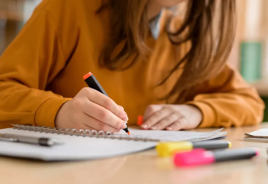 ¿No Terminaste el Bachillerato? No te Preocupes, el INA Tiene un Plan | 4 ¿No Terminaste el Bachillerato? No te Preocupes, el INA Tiene un Plan